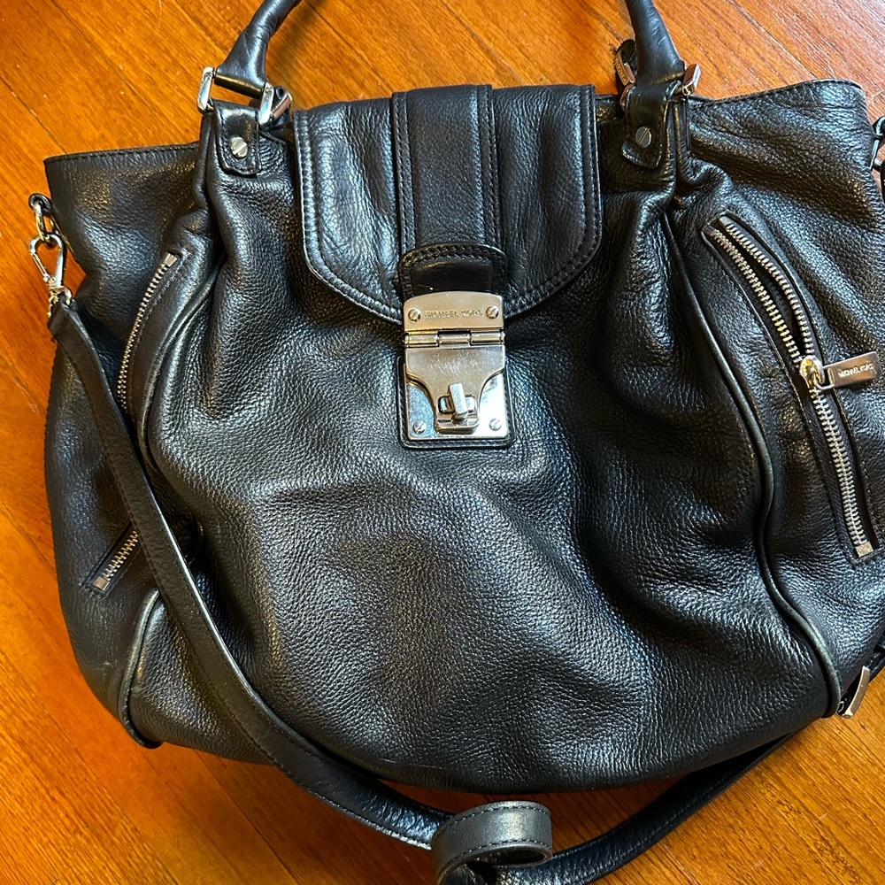 Michael Kors leather cross body slouch purse